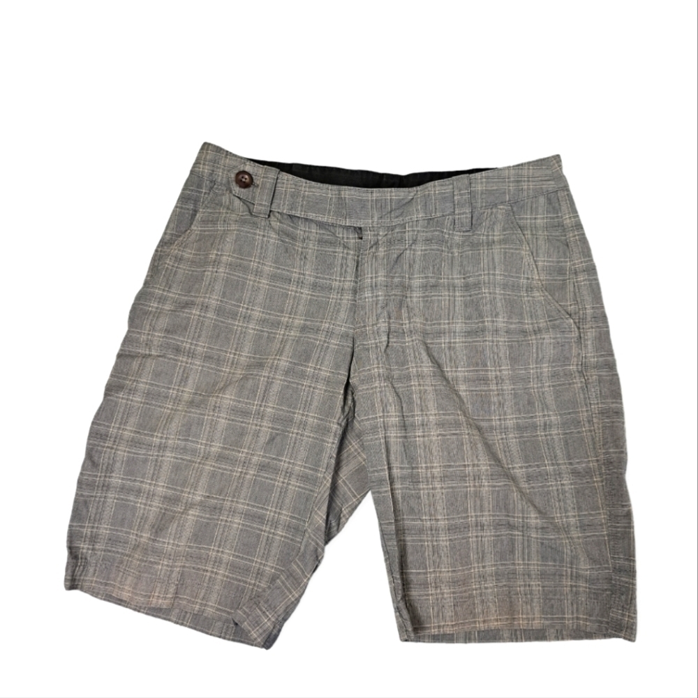 THE North Face Gray Plaid bermuda Shorts